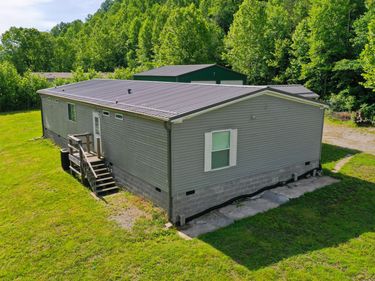 1153 Pawpaw Road, Manchester, KY 40962