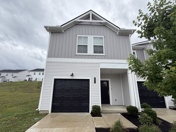 4657 Ridge Bend Dr , Nashville, TN 37207