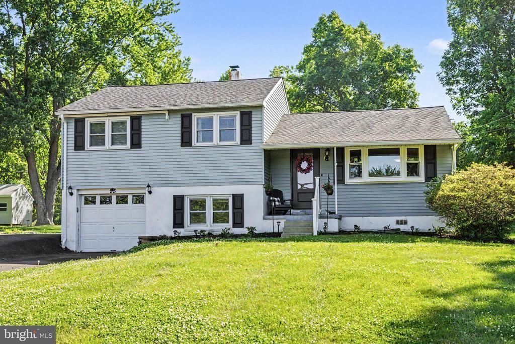 95 Duane Road, Doylestown, PA 18901 Main Photo