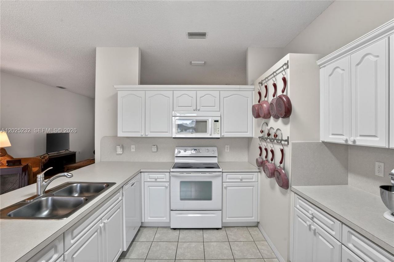 2655 Dunwoodie Pl, Homestead, FL 33035 Photo