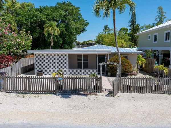 56 SE Marlin Ave , Key Largo, FL 33037