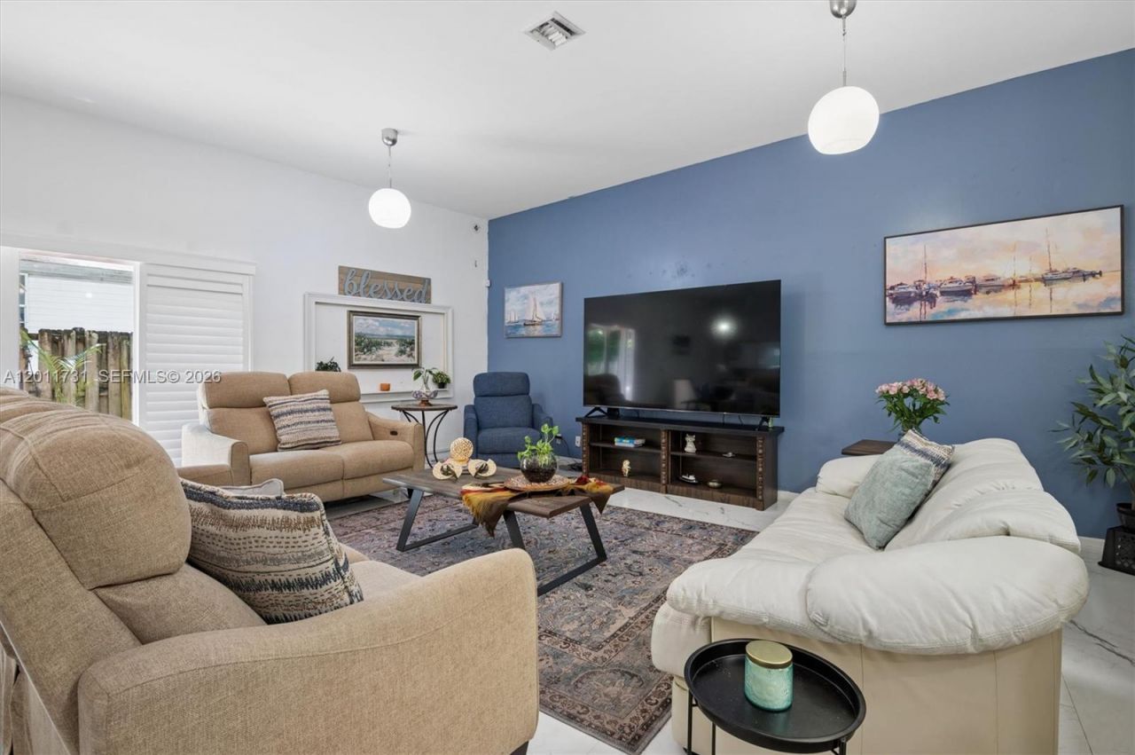 2949 SW 18th Ter , Fort Lauderdale, FL 33315 Photo
