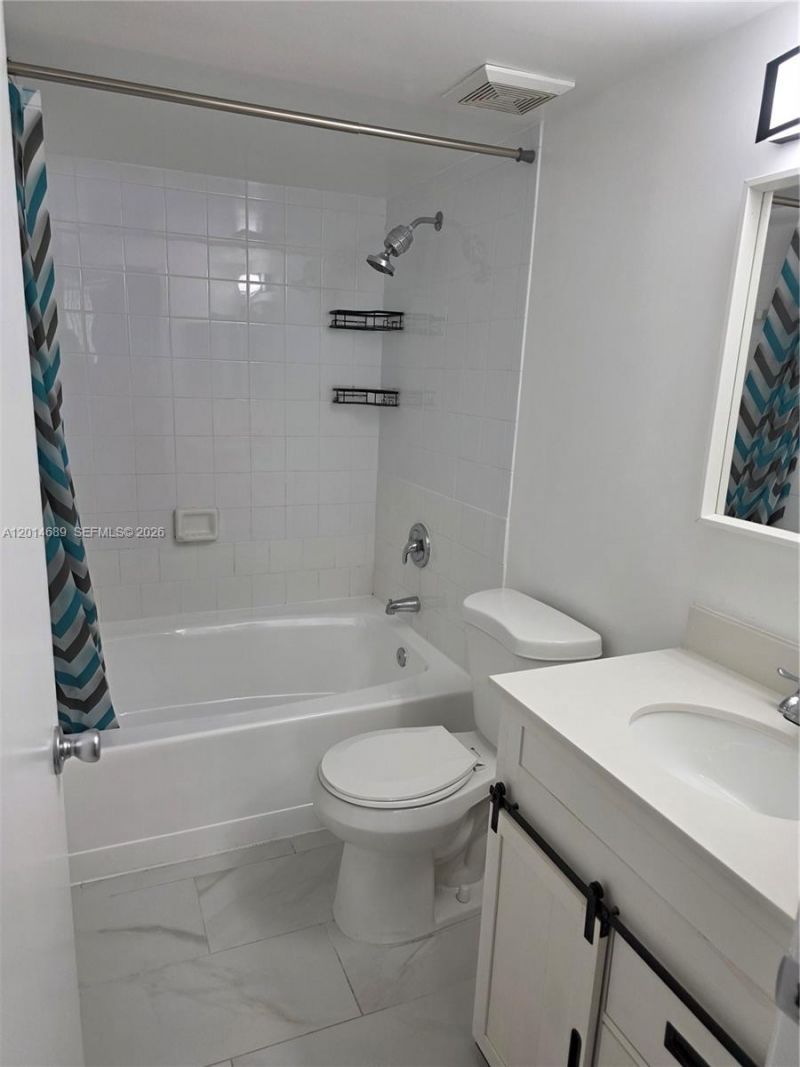 12118 Saint Andrews Pl , Unit 205, Miramar, FL 33025 Photo