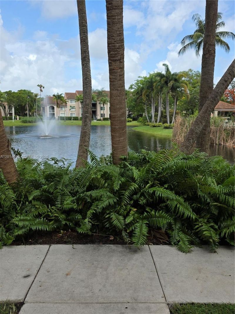 12118 Saint Andrews Pl , Unit 205, Miramar, FL 33025 Photo