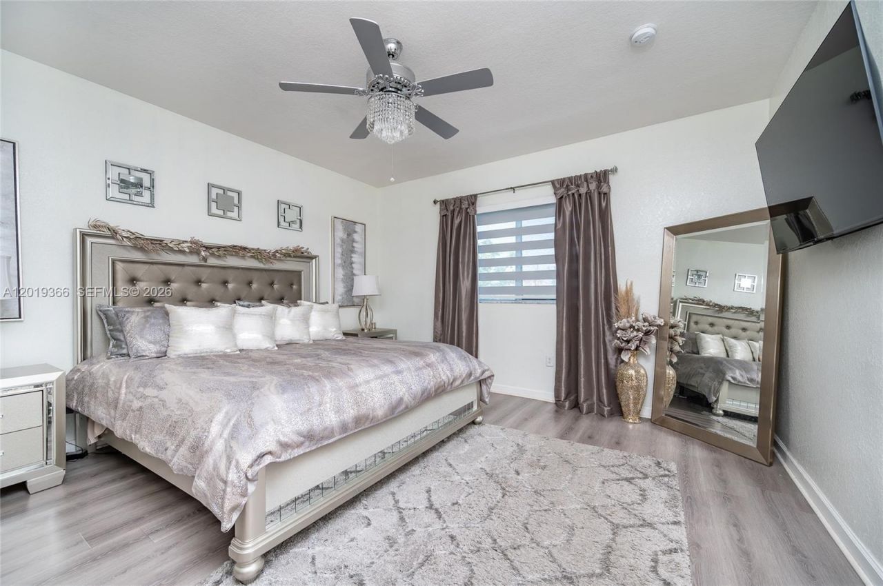 3179 NE 4th St , Homestead, FL 33033 Photo