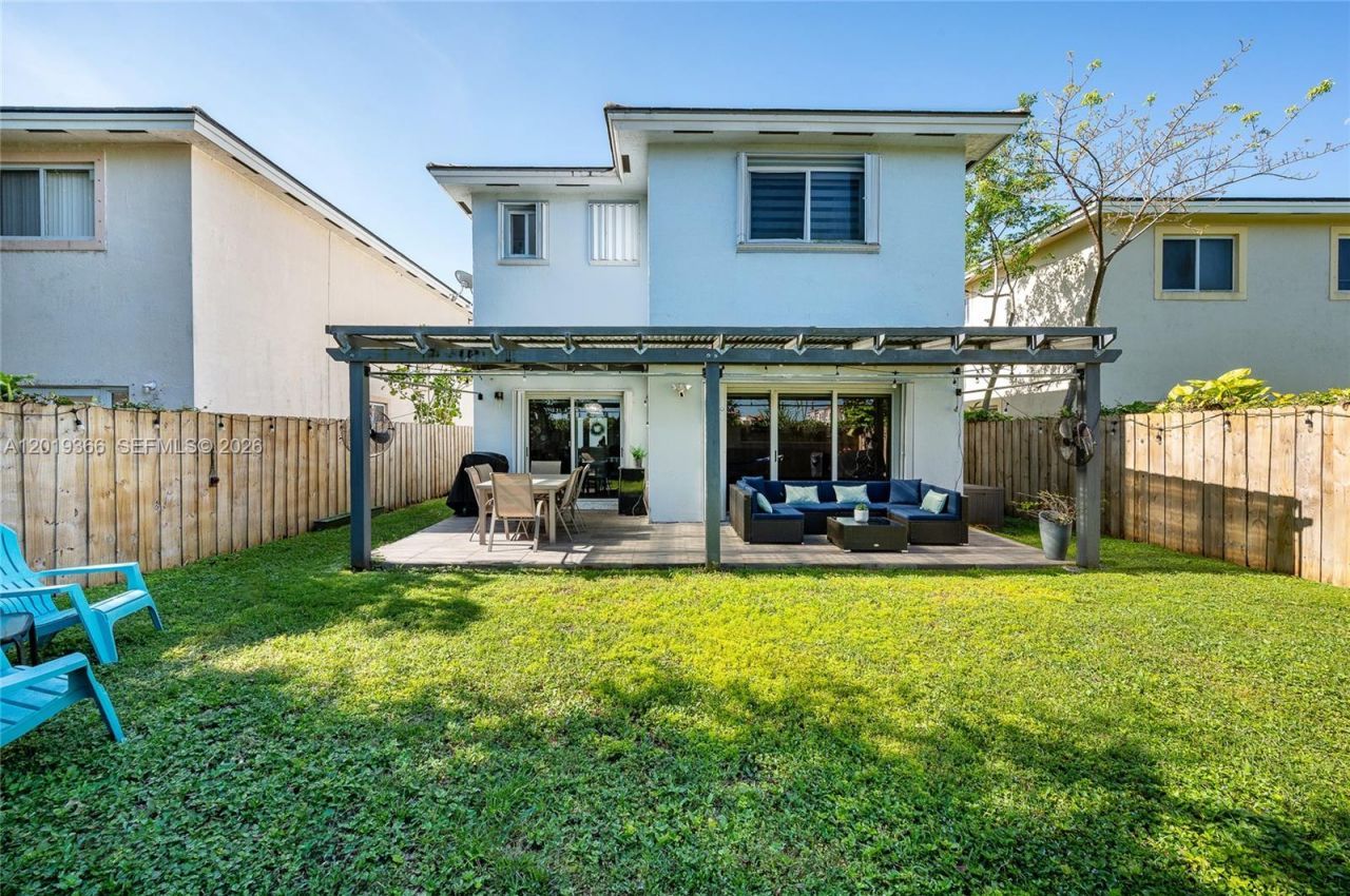 3179 NE 4th St , Homestead, FL 33033 Photo