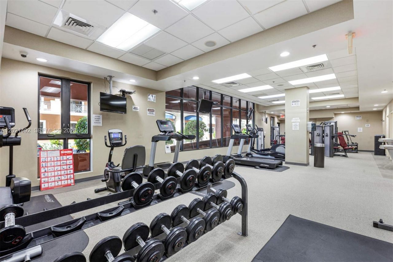 8390 SW 72nd Ave , Unit 412, Miami, FL 33143 Photo