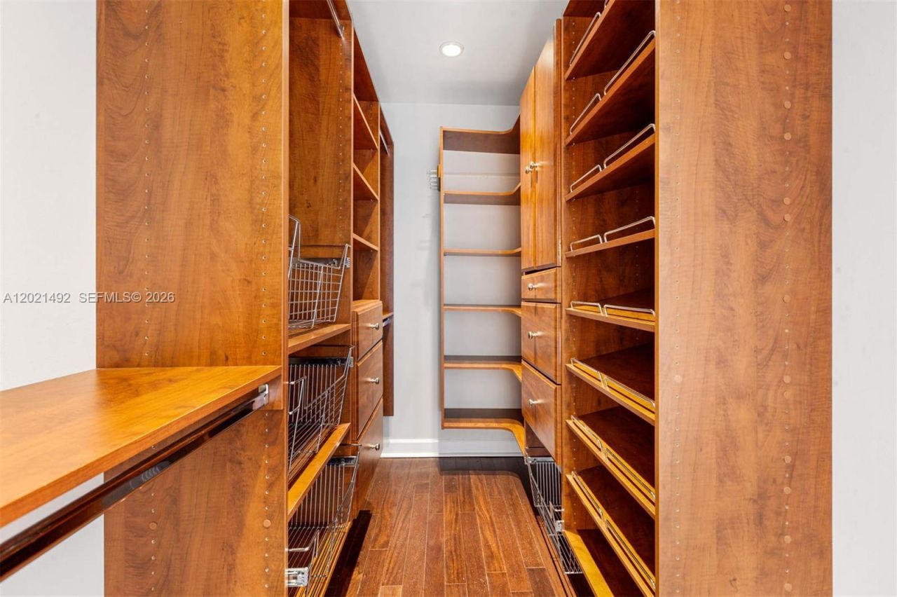 8390 SW 72nd Ave , Unit 412, Miami, FL 33143 Photo