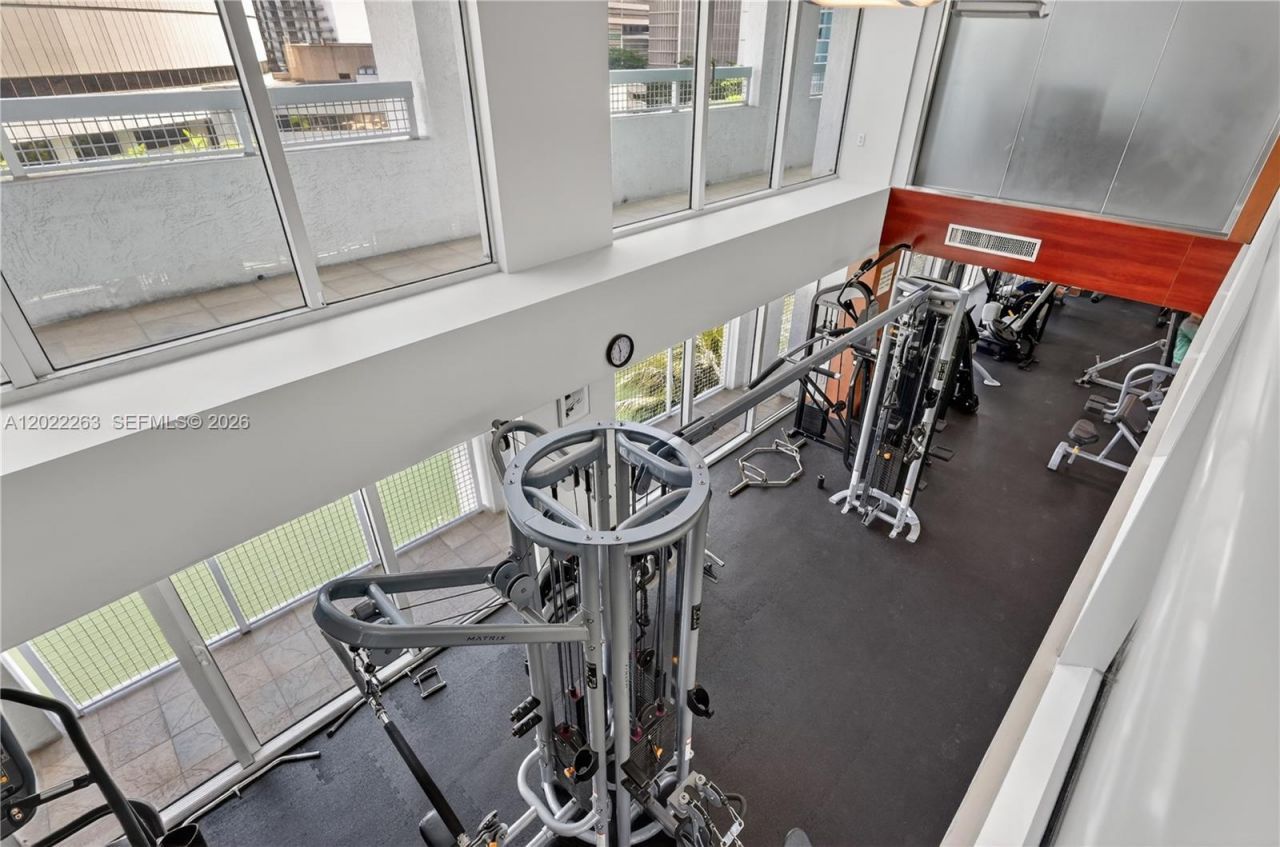 31 SE 5th St , Unit 203, Miami, FL 33131 Photo
