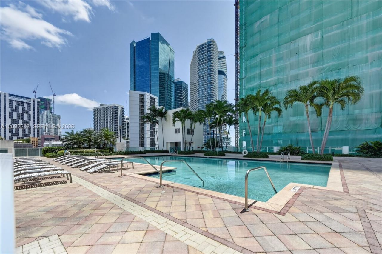 31 SE 5th St , Unit 203, Miami, FL 33131 Photo