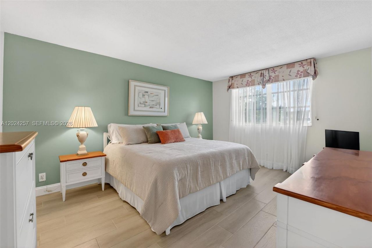 2800 NW 47th Ter , Unit 303B, Lauderdale Lakes, FL 33313 Photo
