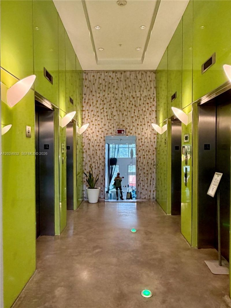 133 NE 2nd Ave , Unit 1909, Miami, FL 33132 Photo