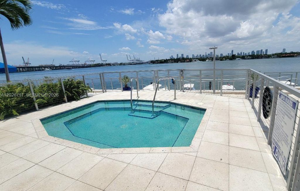800 West Ave, Unit 342, Miami Beach, FL 33139 Photo
