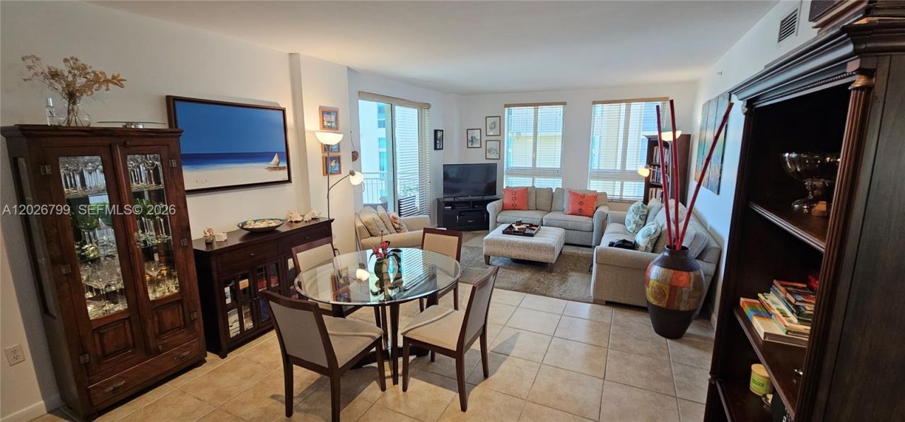 7350 SW 89th St, Unit 701S, Miami, FL 33156 Photo