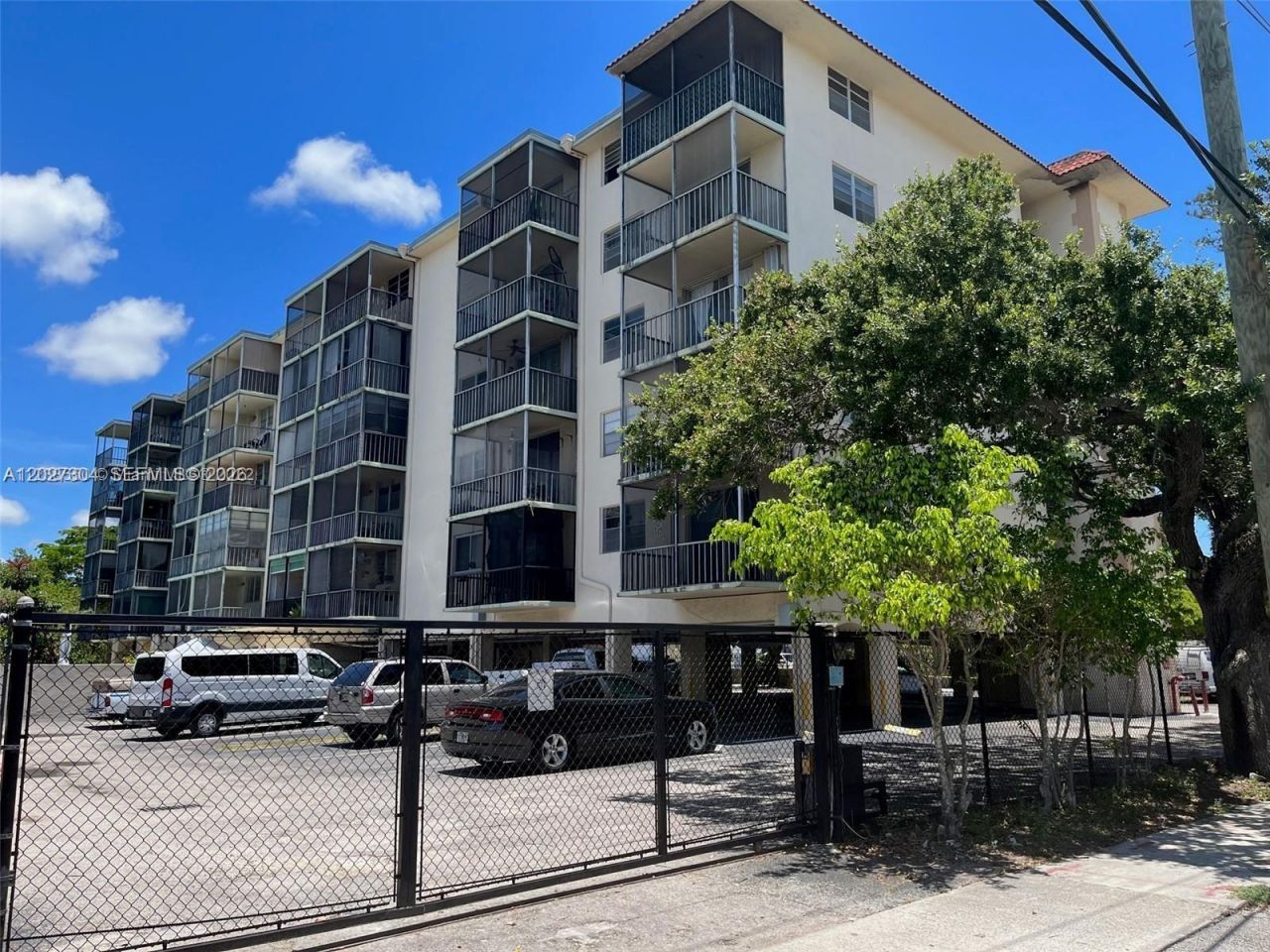 12590 NE 16th Ave , Unit 610, North Miami, FL 33161 Photo