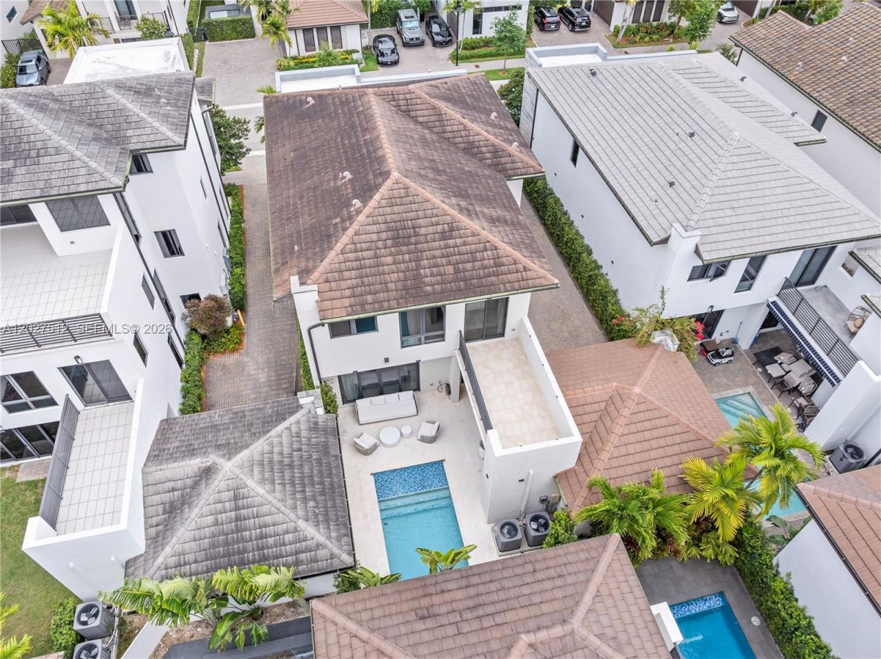 8162 NW 48th Ter , Doral, FL 33166 Photo