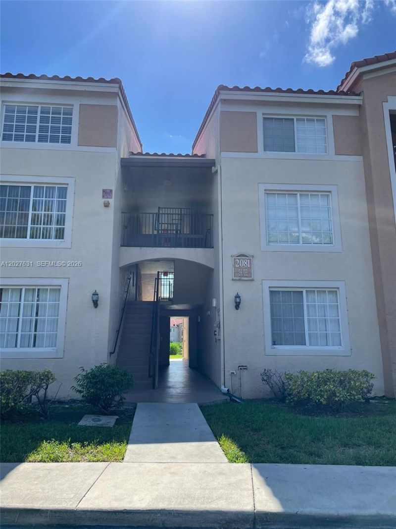 2081 Renaissance Blvd, Unit 306, Miramar, FL 33025 Photo