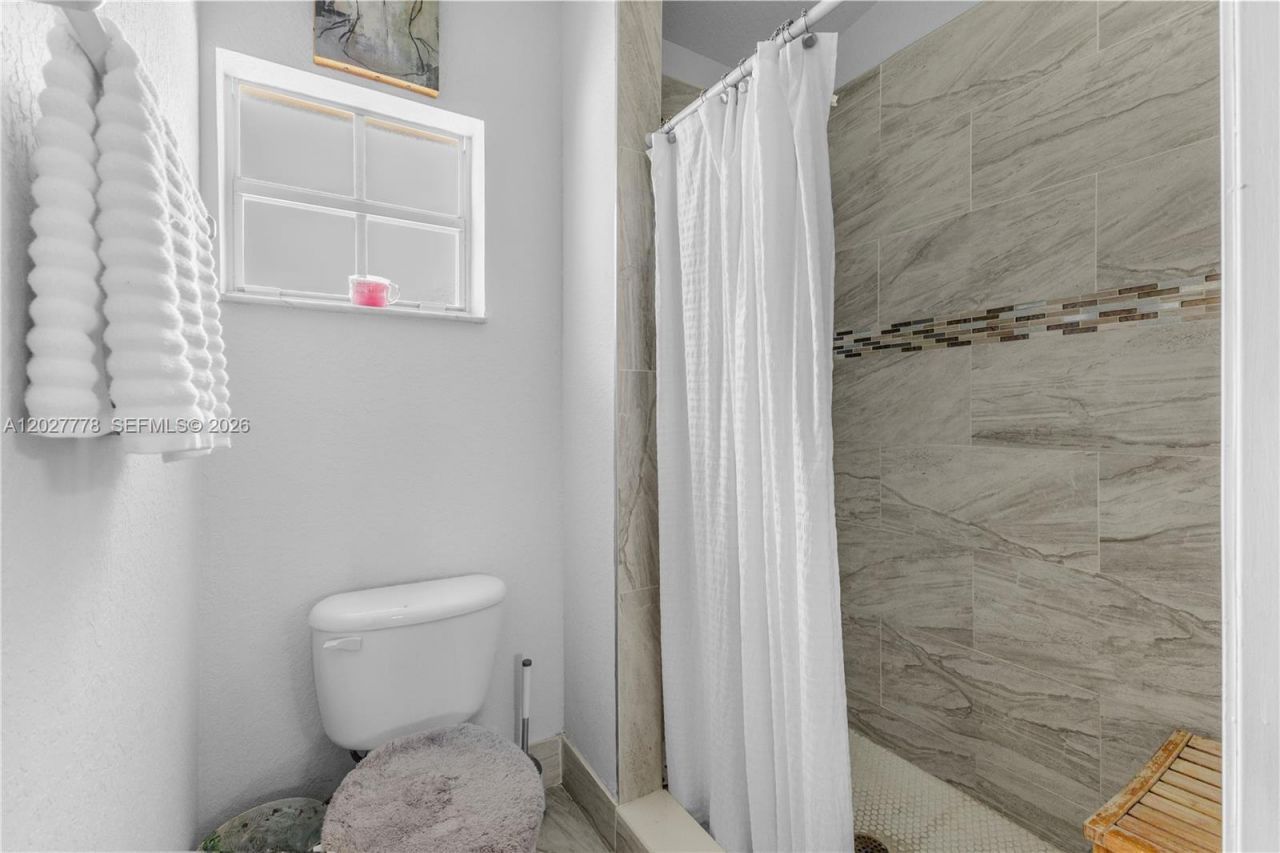 2420 SW 87th Way , Miramar, FL 33025 Photo