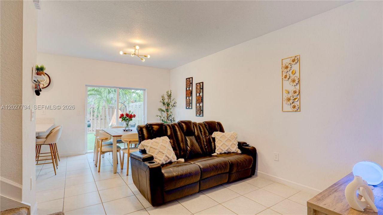 12453 NW 23rd Ct, Miami, FL 33167 Photo