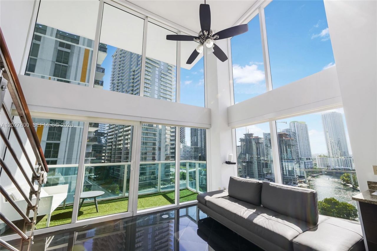 41 SE 5th St, Unit 1116, Miami, FL 33131 Photo