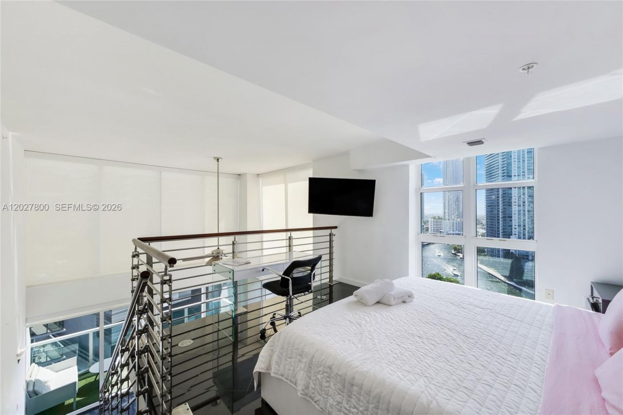 41 SE 5th St, Unit 1116, Miami, FL 33131 Photo
