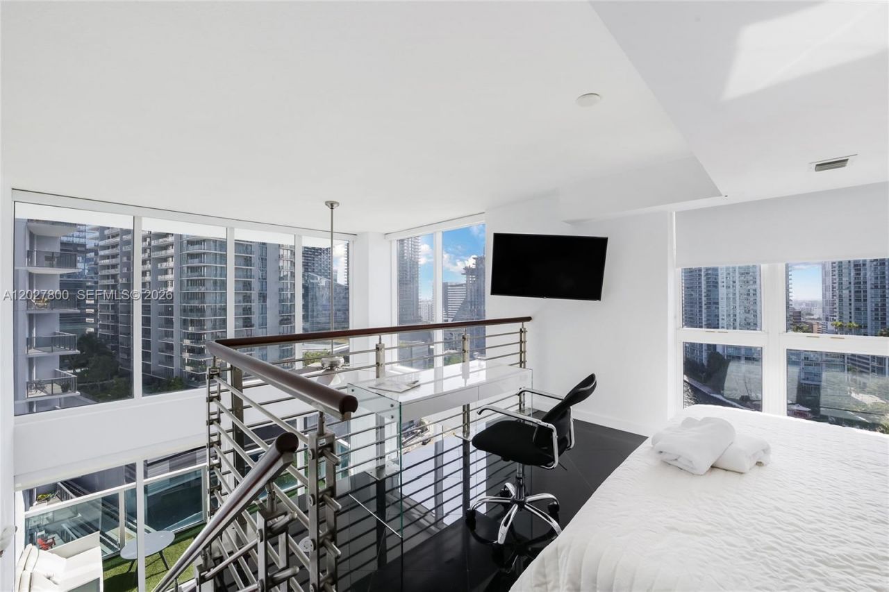 41 SE 5th St, Unit 1116, Miami, FL 33131 Photo