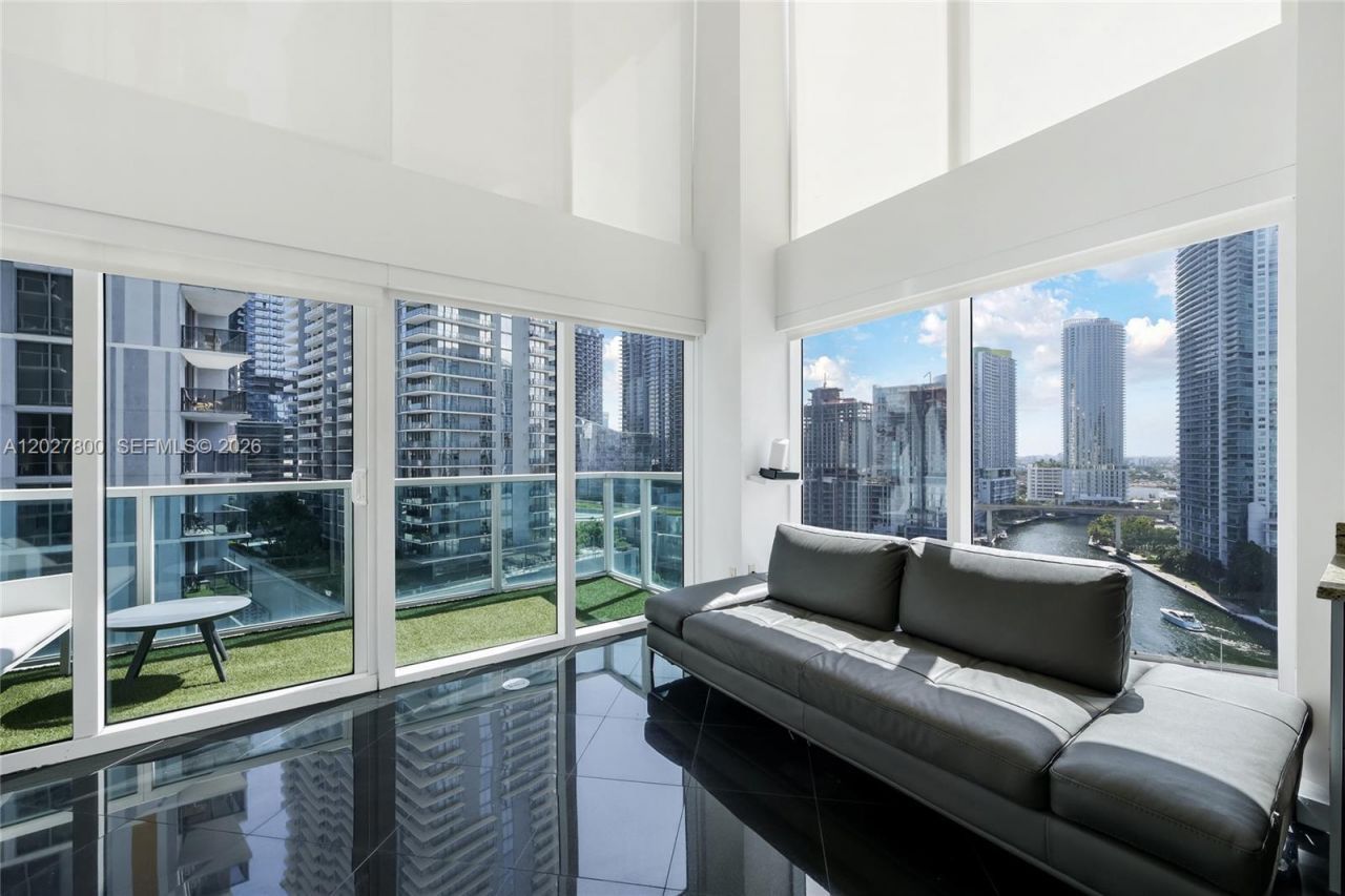 41 SE 5th St, Unit 1116, Miami, FL 33131 Photo