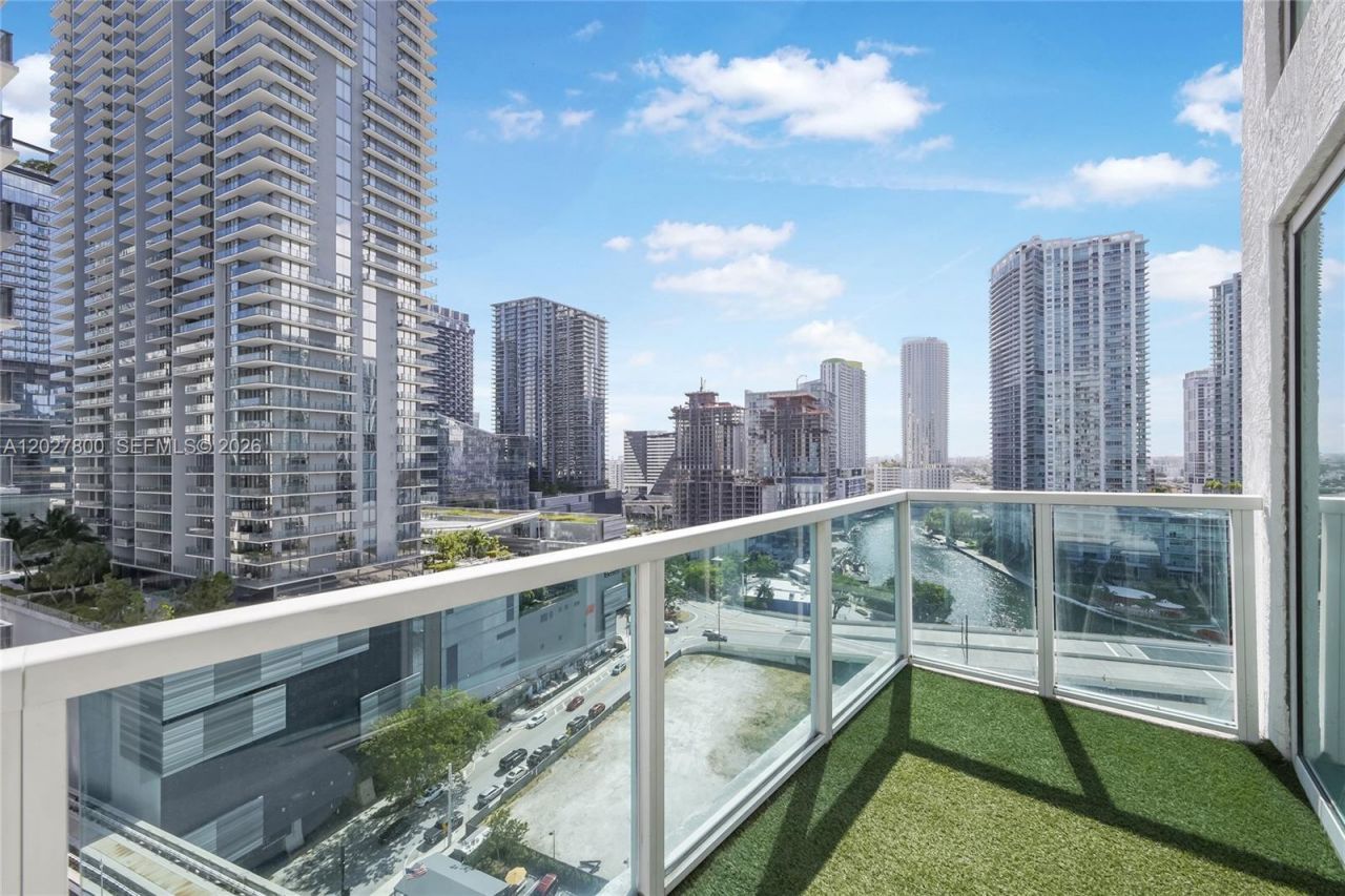 41 SE 5th St, Unit 1116, Miami, FL 33131 Photo