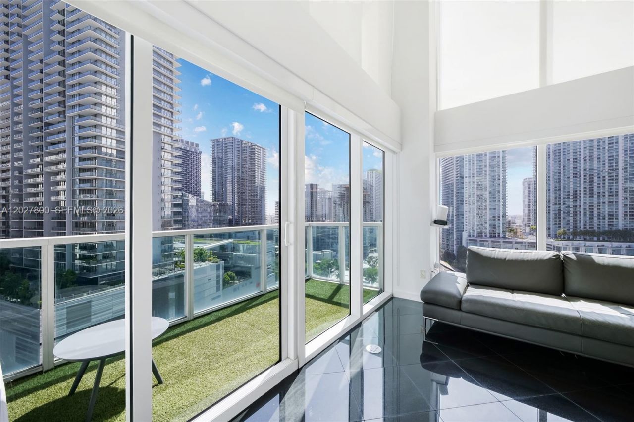 41 SE 5th St, Unit 1116, Miami, FL 33131 Photo