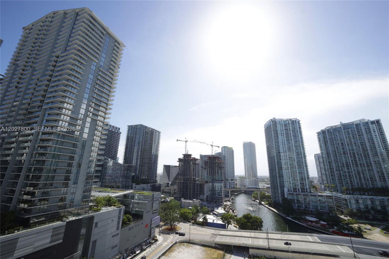 41 SE 5th St, Unit 1116, Miami, FL 33131 Photo