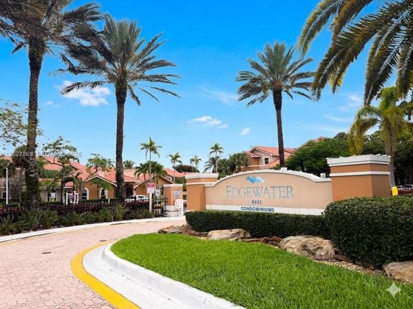 8761 Wiles Rd , Unit 206, Coral Springs, FL 33067