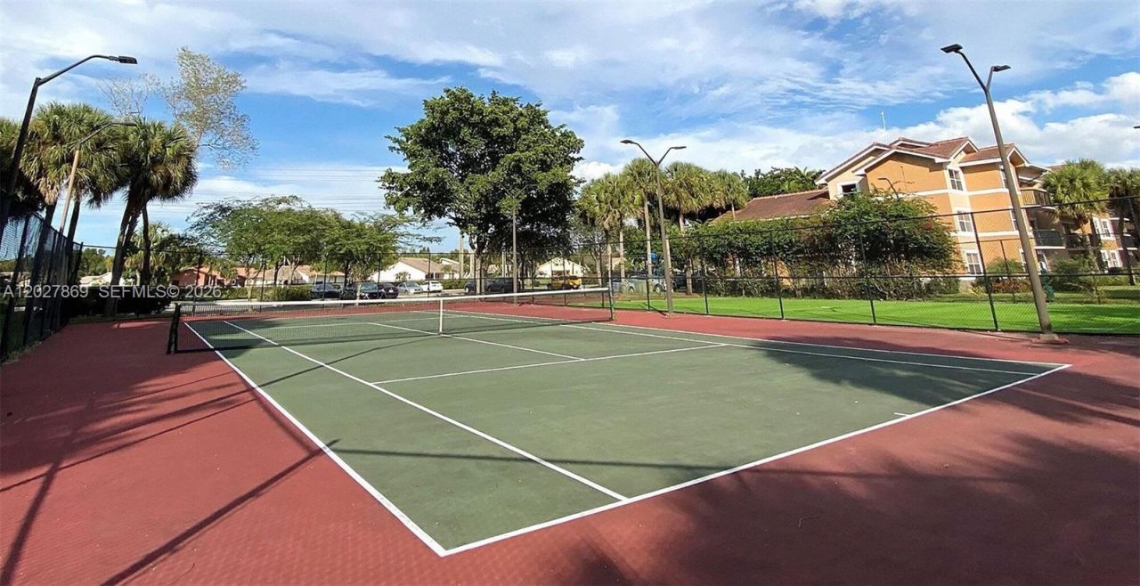 8761 Wiles Rd, Unit 206, Coral Springs, FL 33067 Photo