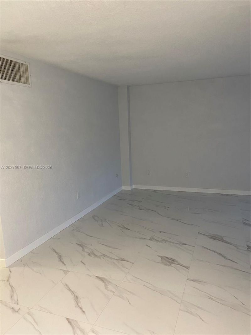1030 9th St , Unit 204, Miami Beach, FL 33139 Photo