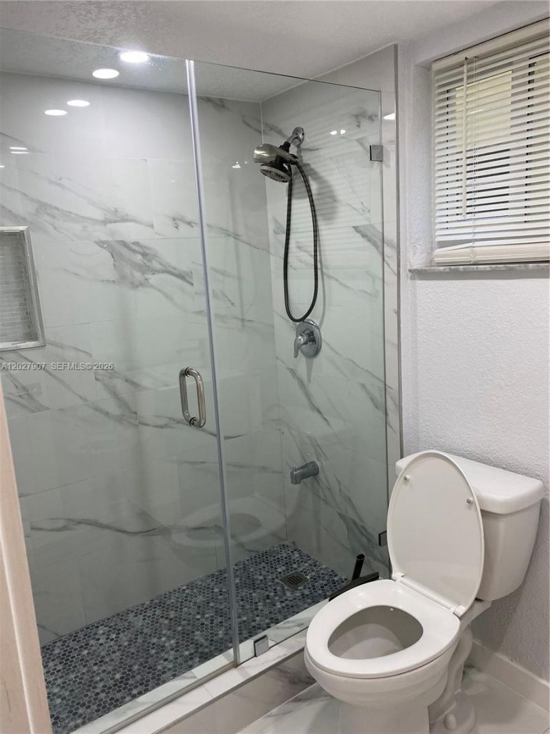 1030 9th St , Unit 204, Miami Beach, FL 33139 Photo