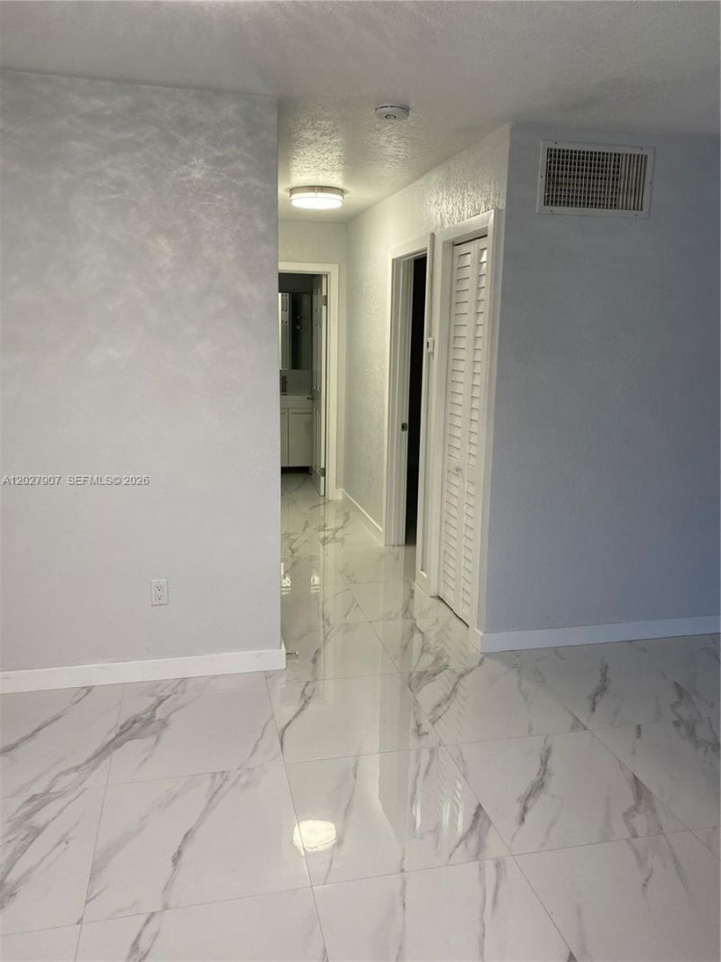1030 9th St , Unit 204, Miami Beach, FL 33139 Photo