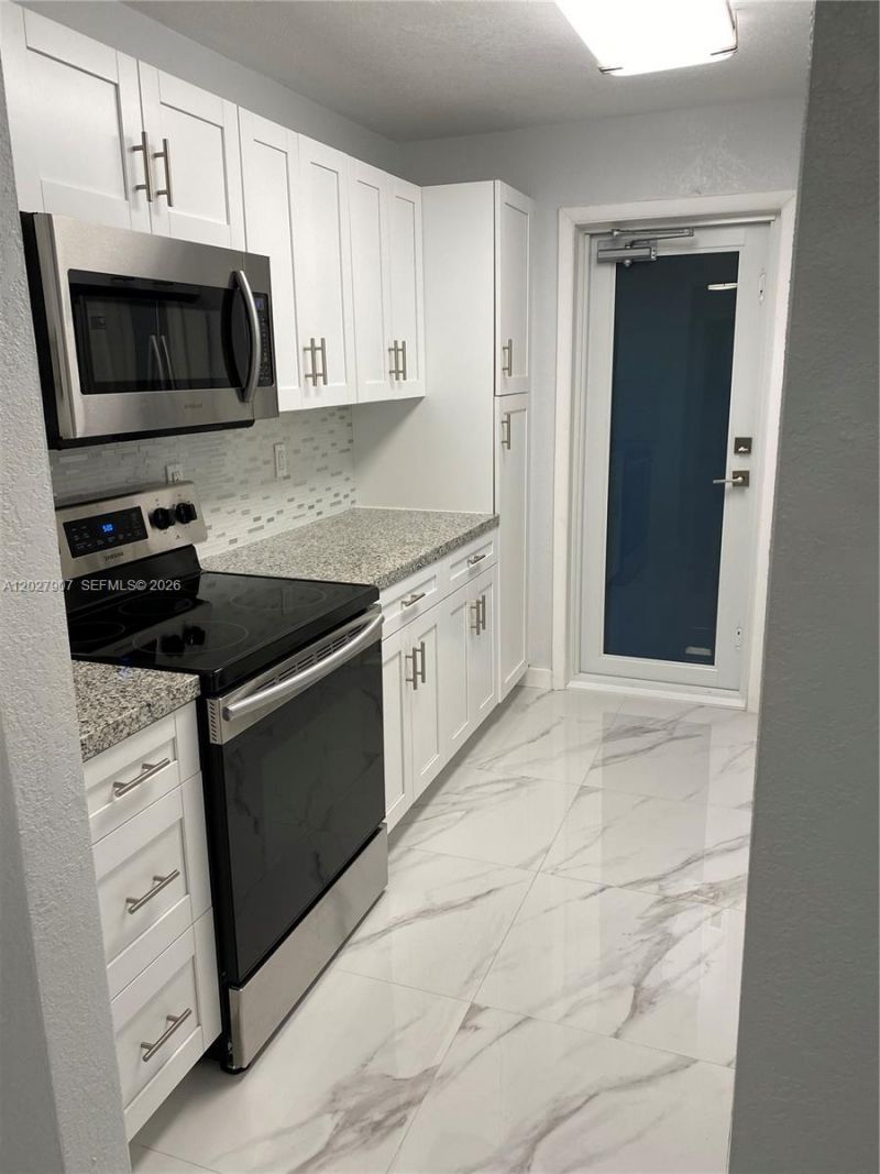 1030 9th St , Unit 204, Miami Beach, FL 33139 Photo