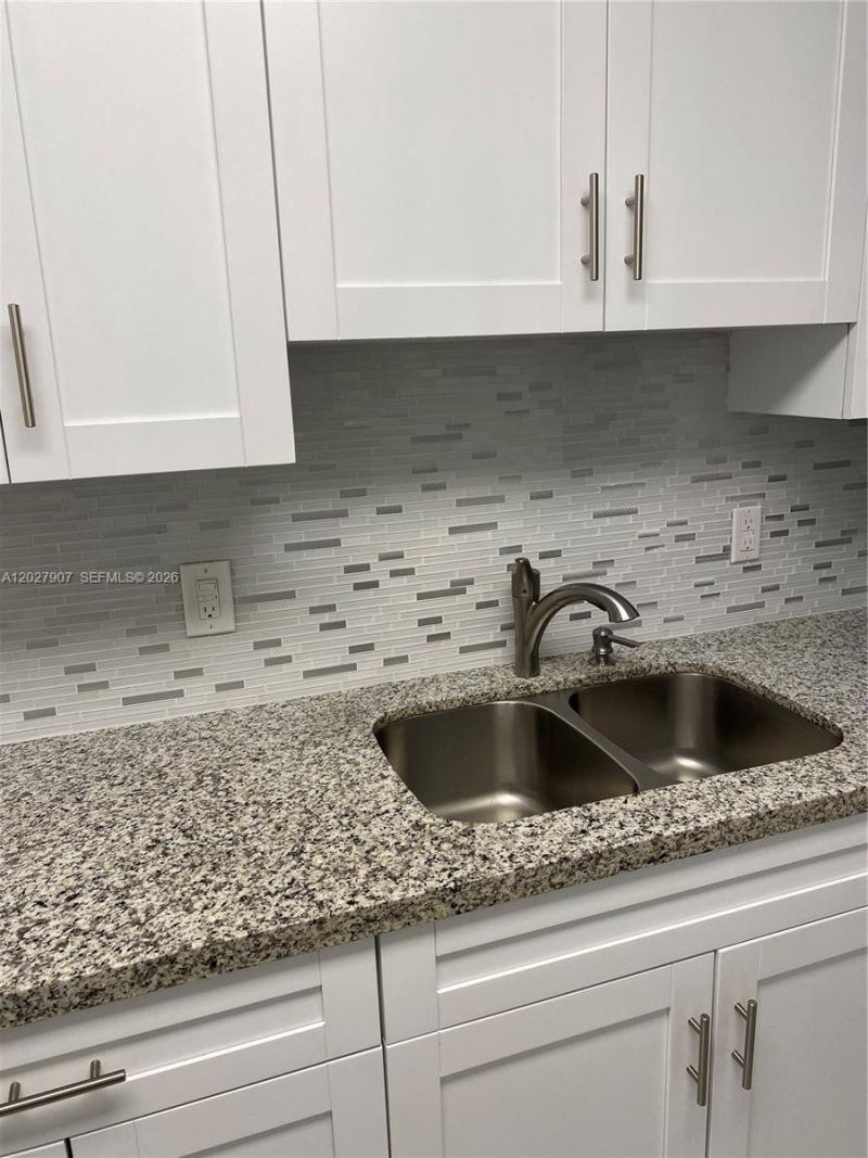 1030 9th St , Unit 204, Miami Beach, FL 33139 Photo
