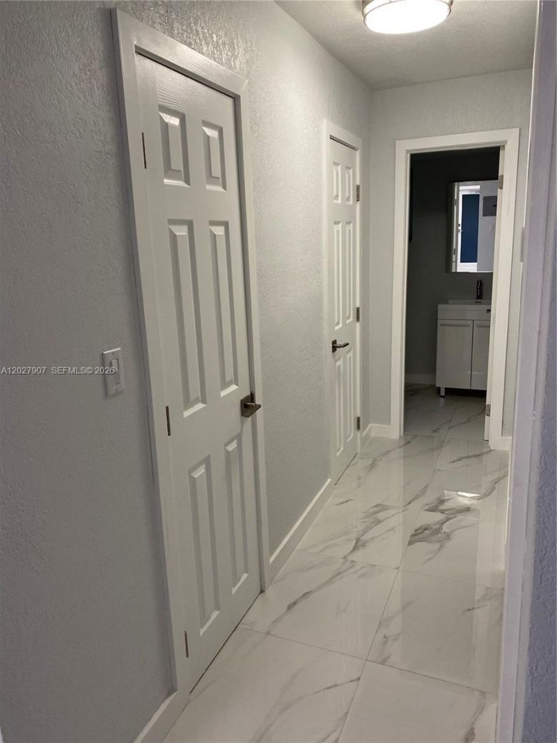 1030 9th St , Unit 204, Miami Beach, FL 33139 Photo