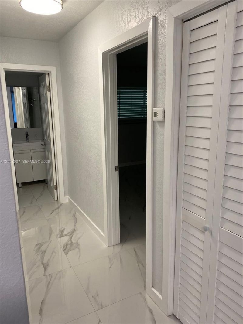1030 9th St , Unit 204, Miami Beach, FL 33139 Photo
