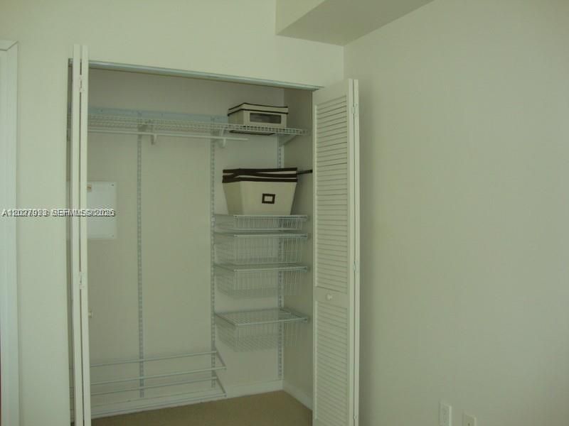 300 S Biscayne Blvd , Unit T-2909, Miami, FL 33131 Photo
