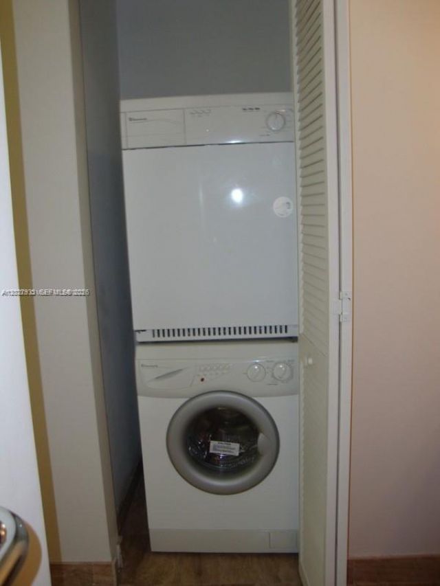 300 S Biscayne Blvd , Unit T-2909, Miami, FL 33131 Photo