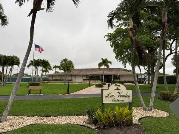 5220 Las Verdes Cir , Unit 114, Delray Beach, FL 33484