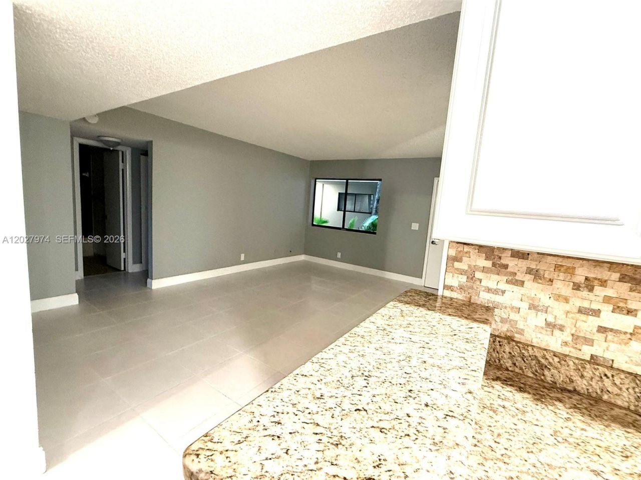 5220 Las Verdes Cir , Unit 114, Delray Beach, FL 33484 Photo