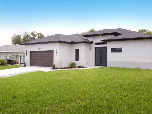 7511 Blutter Rd , North Port, FL 34291