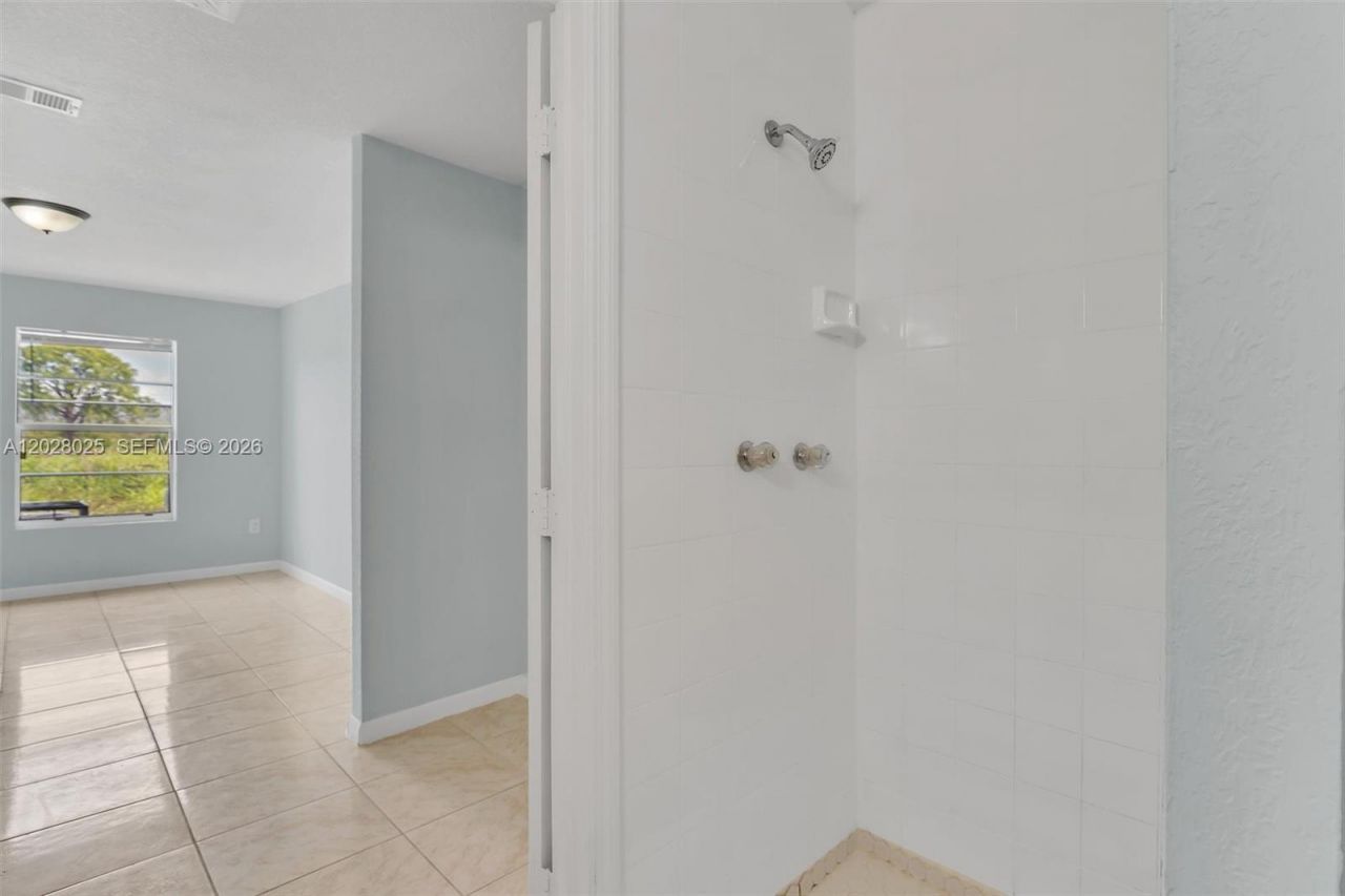 3793 NW 213th Ter , Miami Gardens, FL 33055 Photo