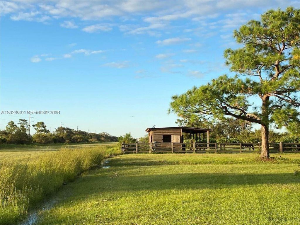 12245 NE 56th Ave , Okeechobee, FL 34972 Photo