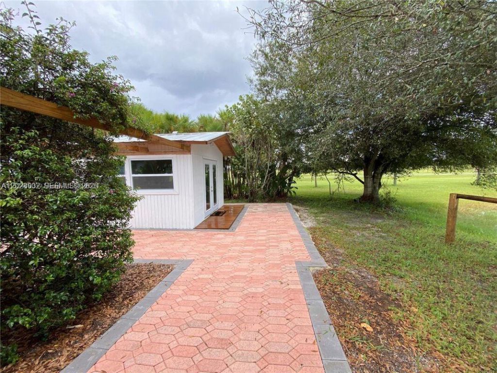 12245 NE 56th Ave , Okeechobee, FL 34972 Photo