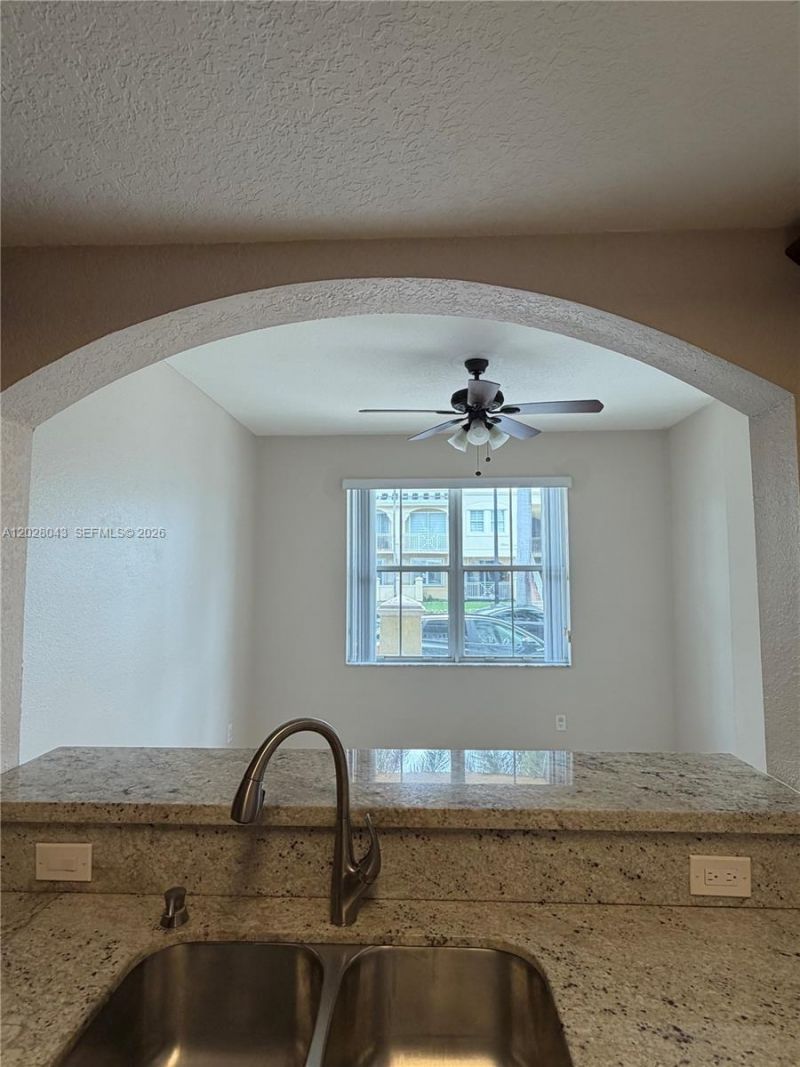 8964 W Flagler St , Unit 109, Miami, FL 33174 Photo