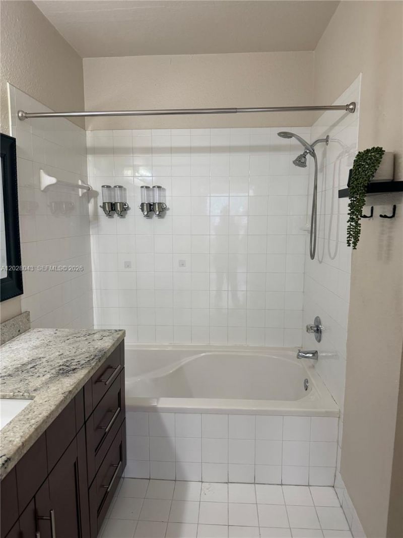 8964 W Flagler St , Unit 109, Miami, FL 33174 Photo