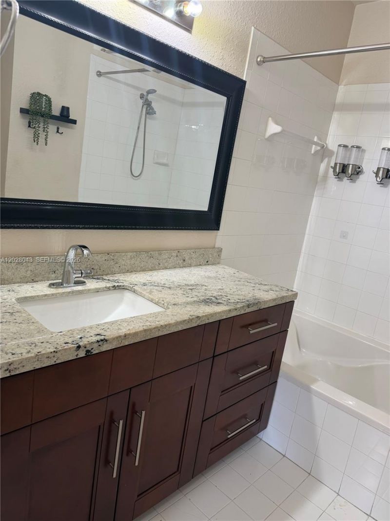 8964 W Flagler St , Unit 109, Miami, FL 33174 Photo